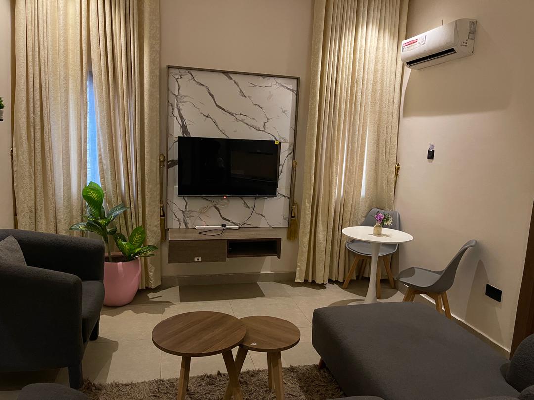 Pro 2 Bedroom in a Serene Estate